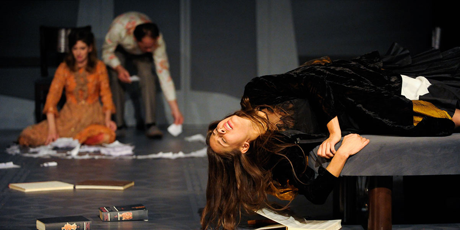 Bühnenbild zur Aufführung von „Hedda Gabler“ am Theater Chemnitz, 2013